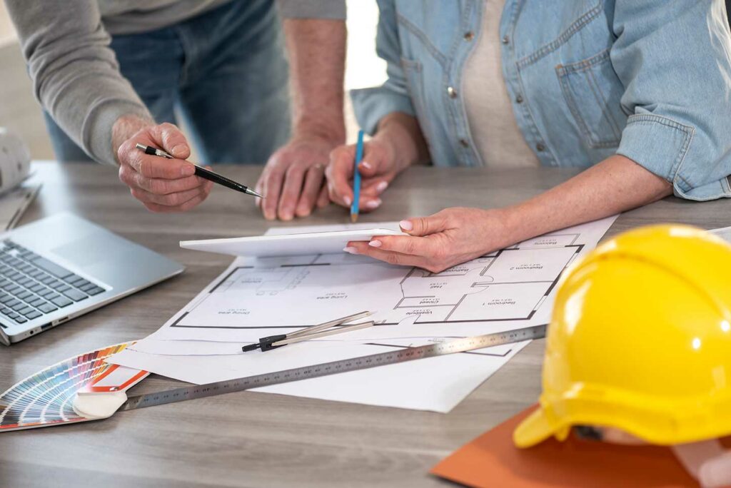 When to Change Contractors in New Home Construction